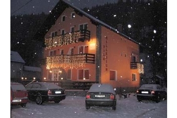 Romania Privát Moeciu, Exterior